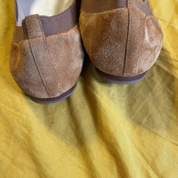 Authentic Tory Burch Flats - Picture 9 of 16